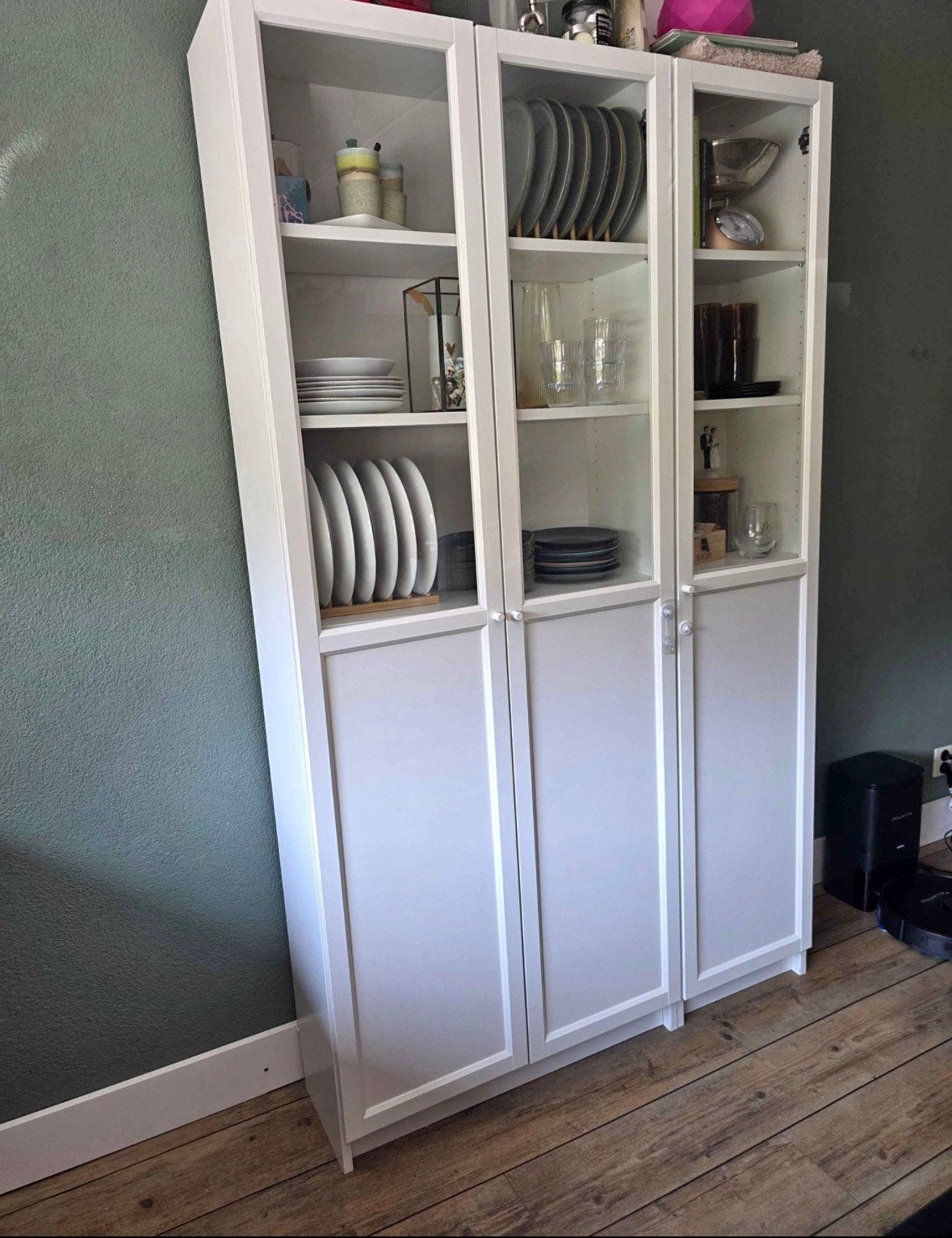 IKEA BILLY boekenkast / buffetkast met glazen deuren – wit, Ophalen, Zo goed als nieuw, 25 tot 50 cm, 200 cm of meer