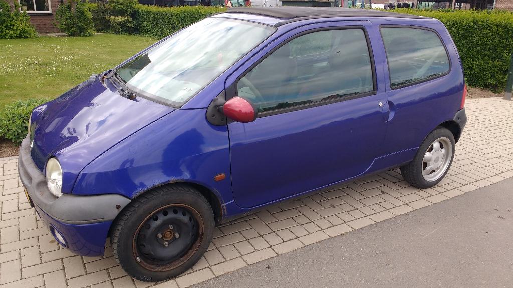 Renault Twingo 1.2 16V Dyna 03-2001 Blauw / schuifdak, Auto's, Renault, Voorwielaandrijving, 4 cilinders, Open dak, Handgeschakeld