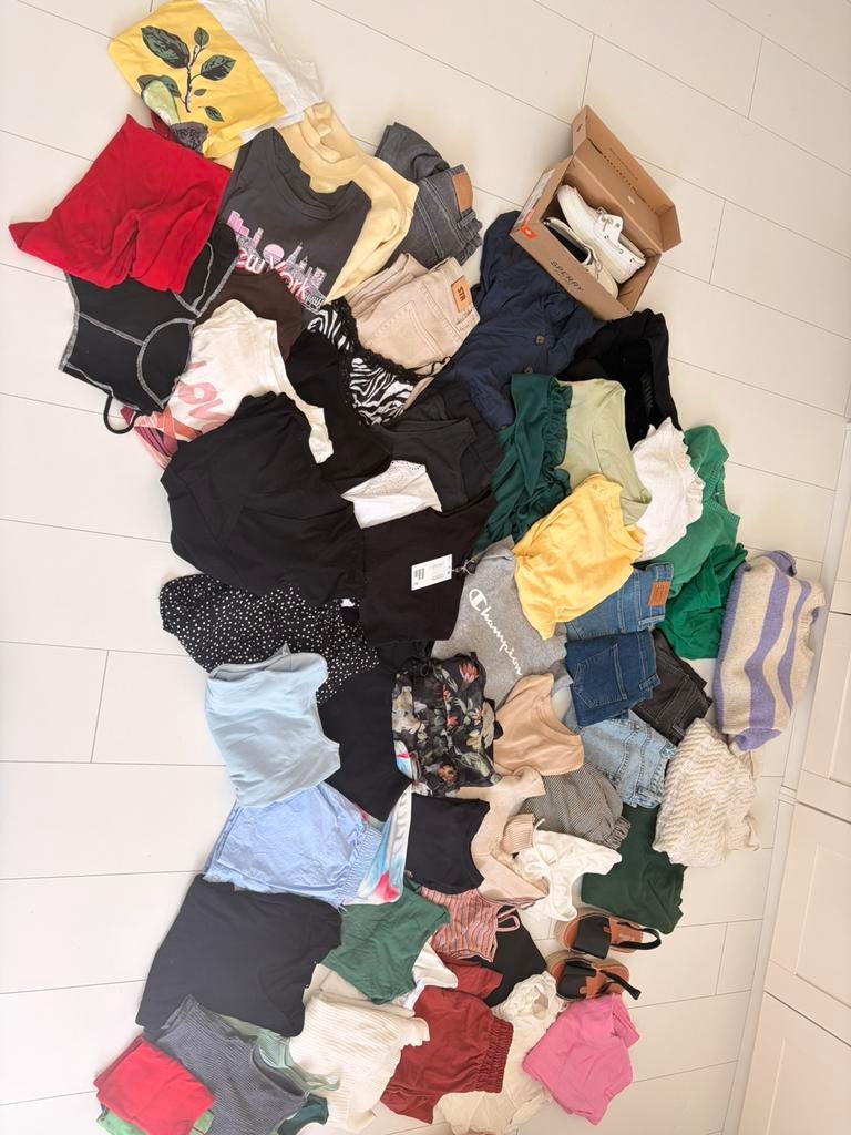 Kledingbundel/grote zak kleding maat xxs/xs/37, Ophalen, Gedragen