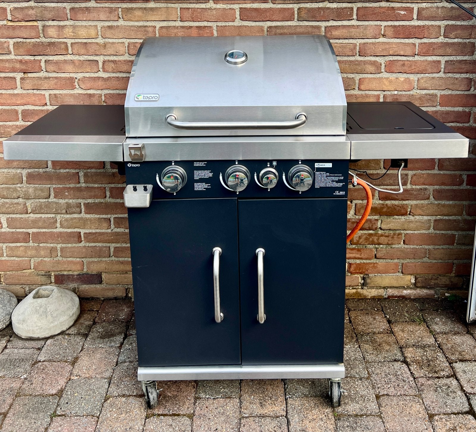 Tepro Gasbarbecue met 3 branders en zijbrander, Ophalen, Zo goed als nieuw