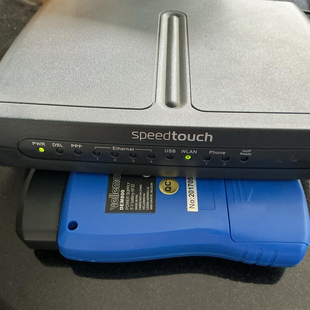 Speedtouch Router - ADSL Modem met WLAN en Ethernet, Computers en Software, Routers en Modems, Gebruikt, Router met modem, Ophalen of Verzenden