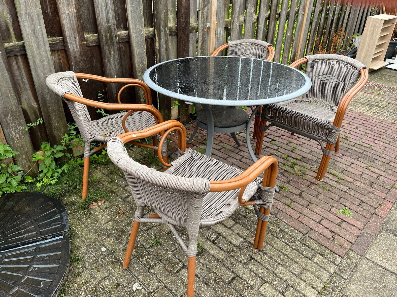Tuintafel met stoelen, Ophalen, Gebruikt, 4 zitplaatsen, Tuinset