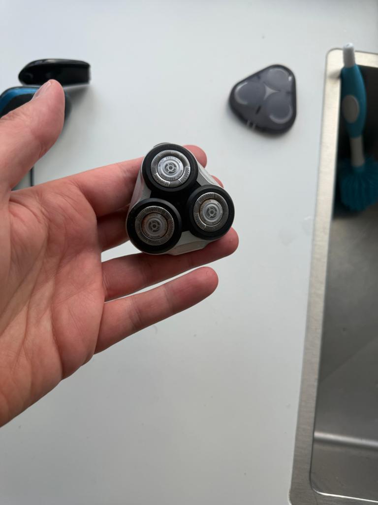 Philips AquaTouch Scheerapparaat met Opzetstukken, Witgoed en Apparatuur, Persoonlijke-verzorgingsapparatuur, Gebruikt, Scheren en Epileren