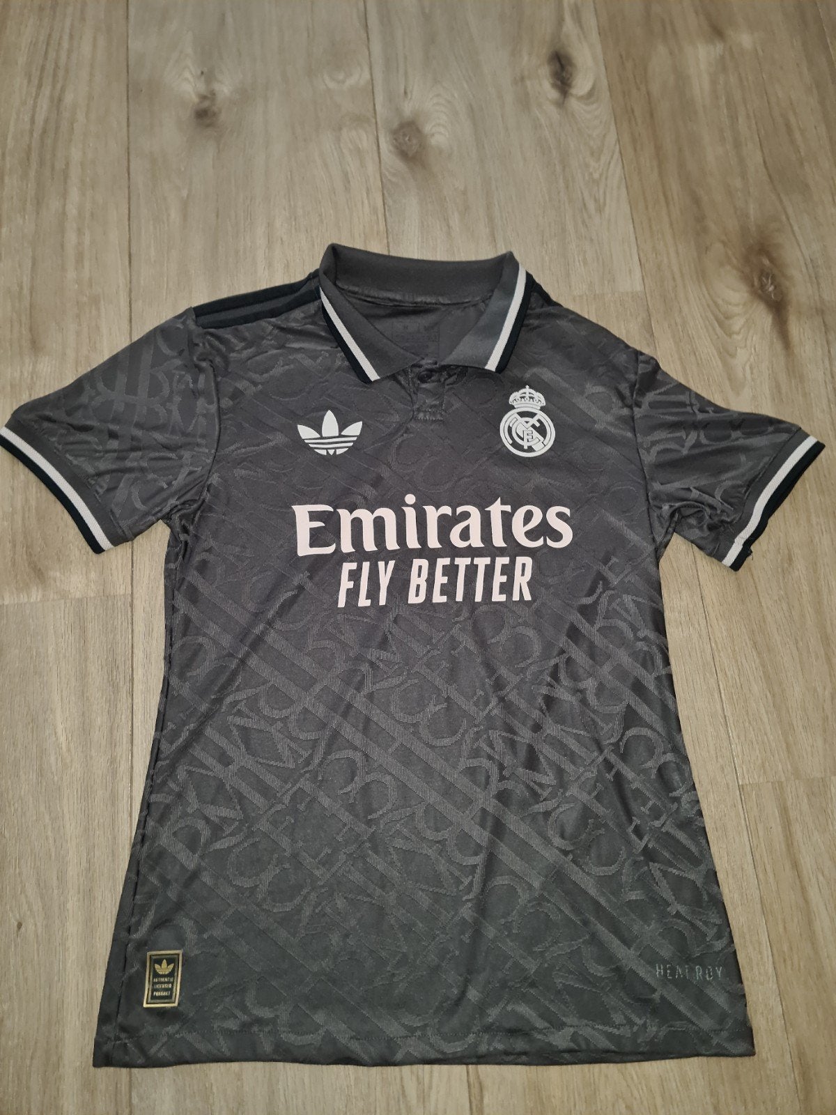 Adidas Real Madrid voetbalshirt - Maat M, Maat 48/50 (M), Ophalen of Verzenden, Zo goed als nieuw, Adidas