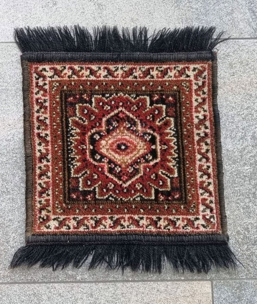 Perzisch kleedje  32 x 40 cm, Minder dan 50 cm, Gebruikt, Minder dan 50 cm, Ophalen of Verzenden