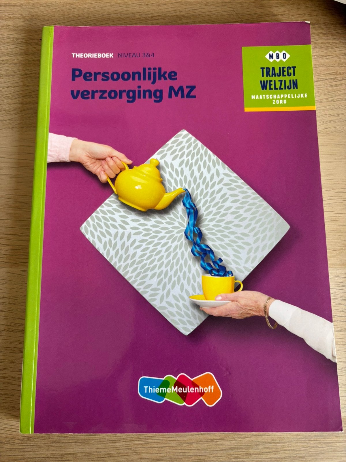 Theorieboek persoonlijke verzorging MZ, Ophalen of Verzenden, Zo goed als nieuw, Overige niveaus, Nederlands