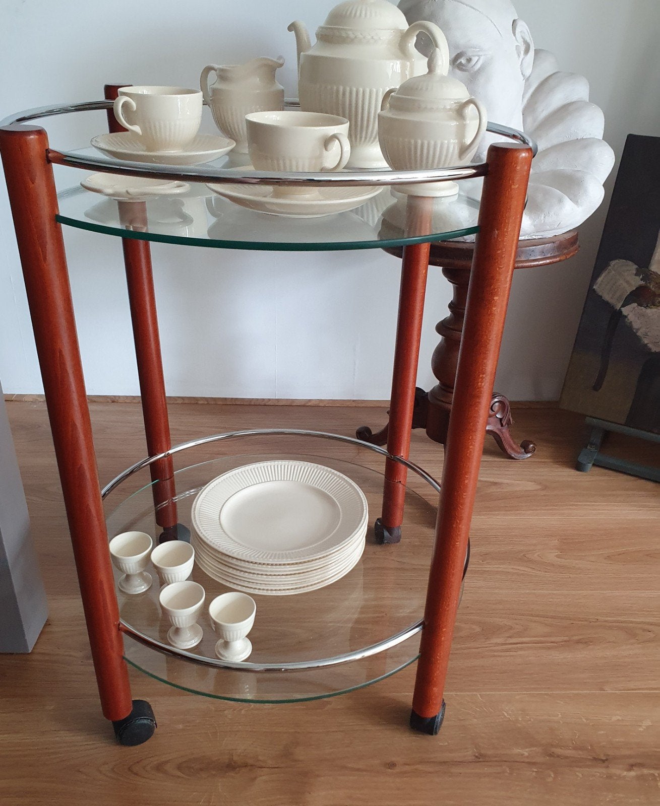 Serveerwagen, bijzettafel, sidetable uit de late 20e eeuw., Huis en Inrichting, Ophalen, Rond, Glas