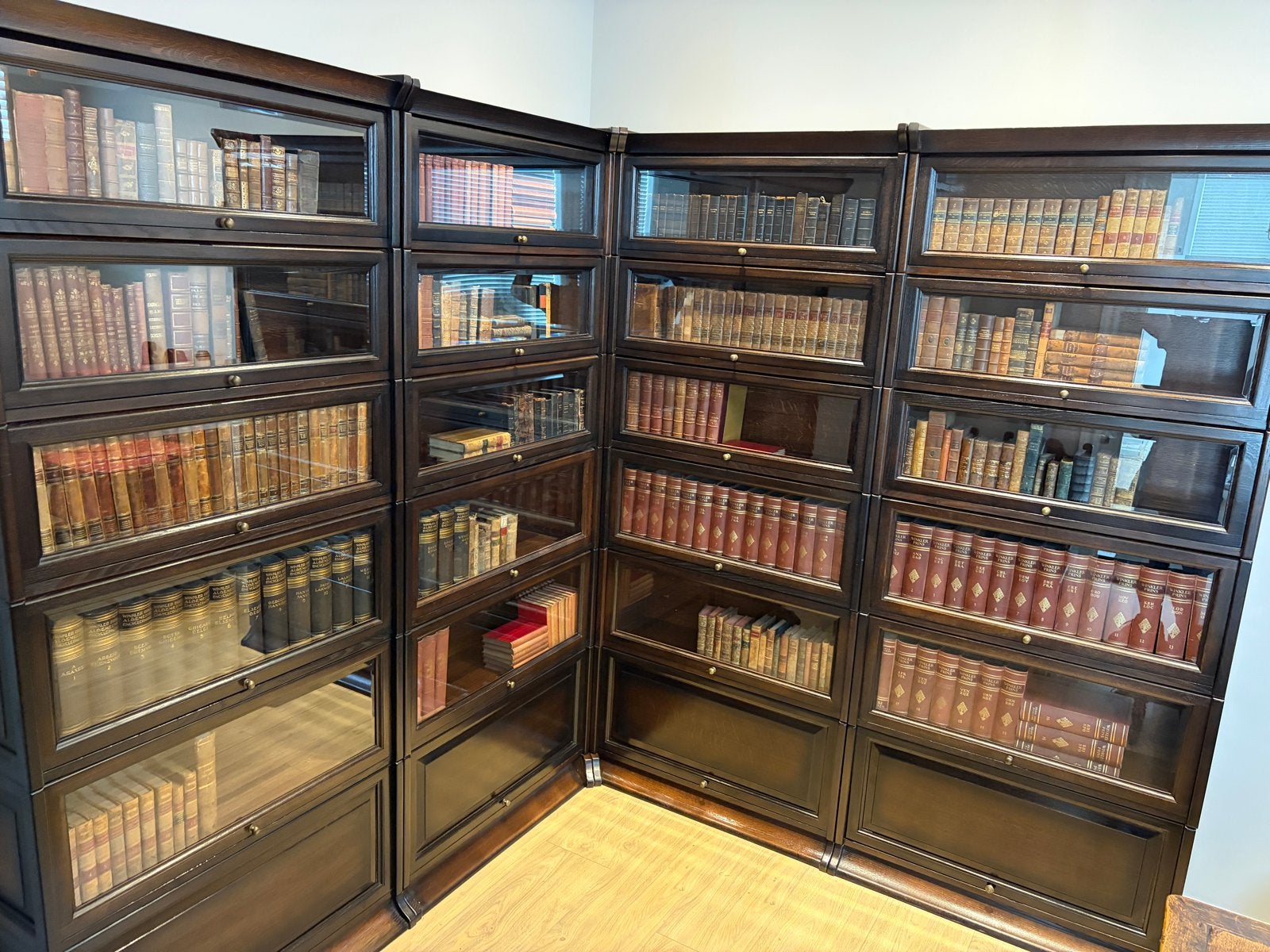 Hoek eiken boekenkast Globe Wernicke stijl - losse elementen, Gebruikt, Eikenhout, Ophalen of Verzenden, 200 cm of meer