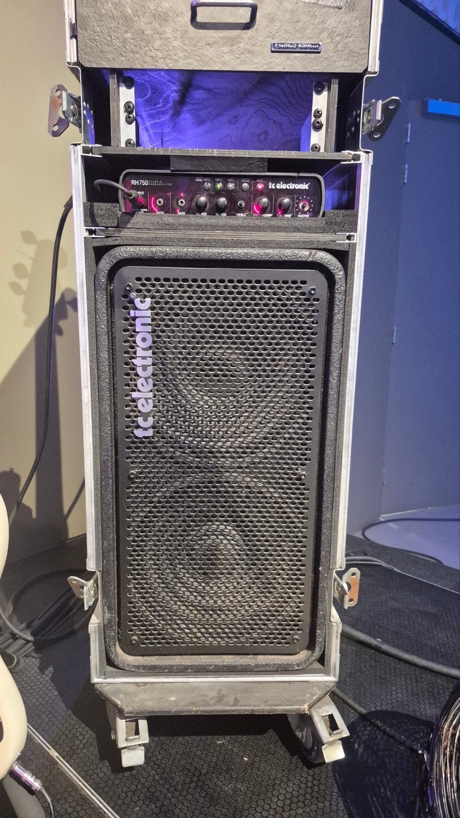 TC Electronic RH750 + RS212 basstack + flightcase -750 W, Ophalen, Gebruikt, Basgitaar, 100 watt of meer