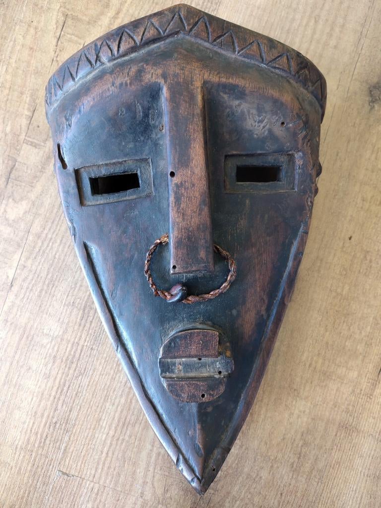 Afrikaans masker uit Congo (Kasaï), Antiek en Kunst, Ophalen of Verzenden