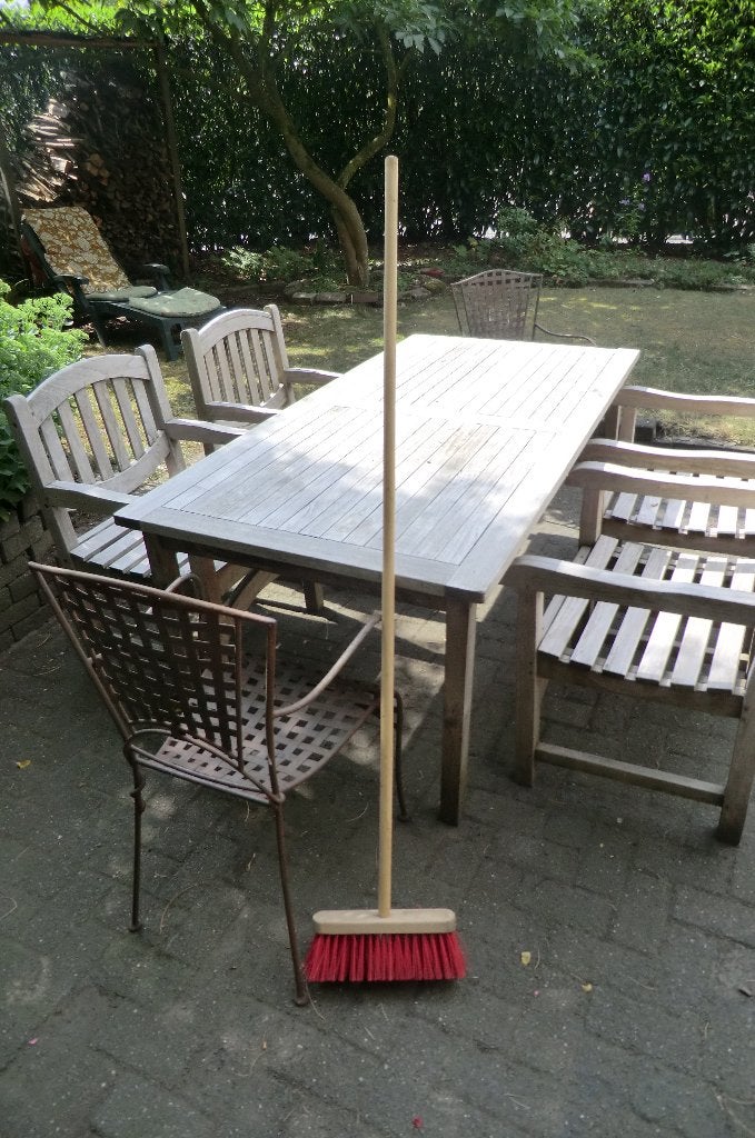 harde veger / bezem - met houten steel, Ophalen, Gebruikt, Bezem