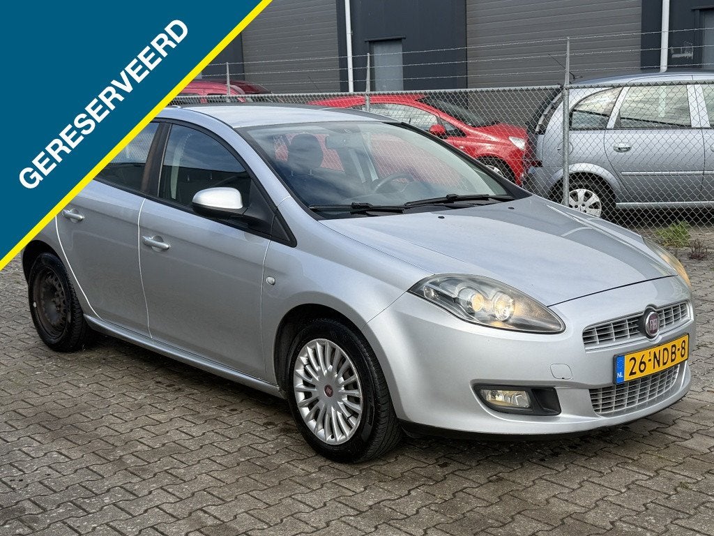 Fiat Bravo 1.4 T-Jet AIRCO APK:NIEUW BIJ AFLEVERING., Auto's, Fiat, Traction-control, Gebruikt, 4 cilinders, Origineel Nederlands