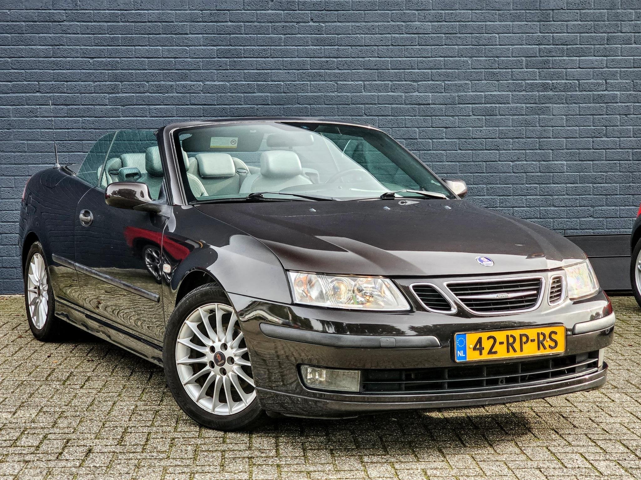 Saab 9-3 Cabrio 1.8t Linear ORIG NL AUTO / AUTOMAAT / TREKHA, 1998 cc, Stof, Gebruikt, 4 stoelen
