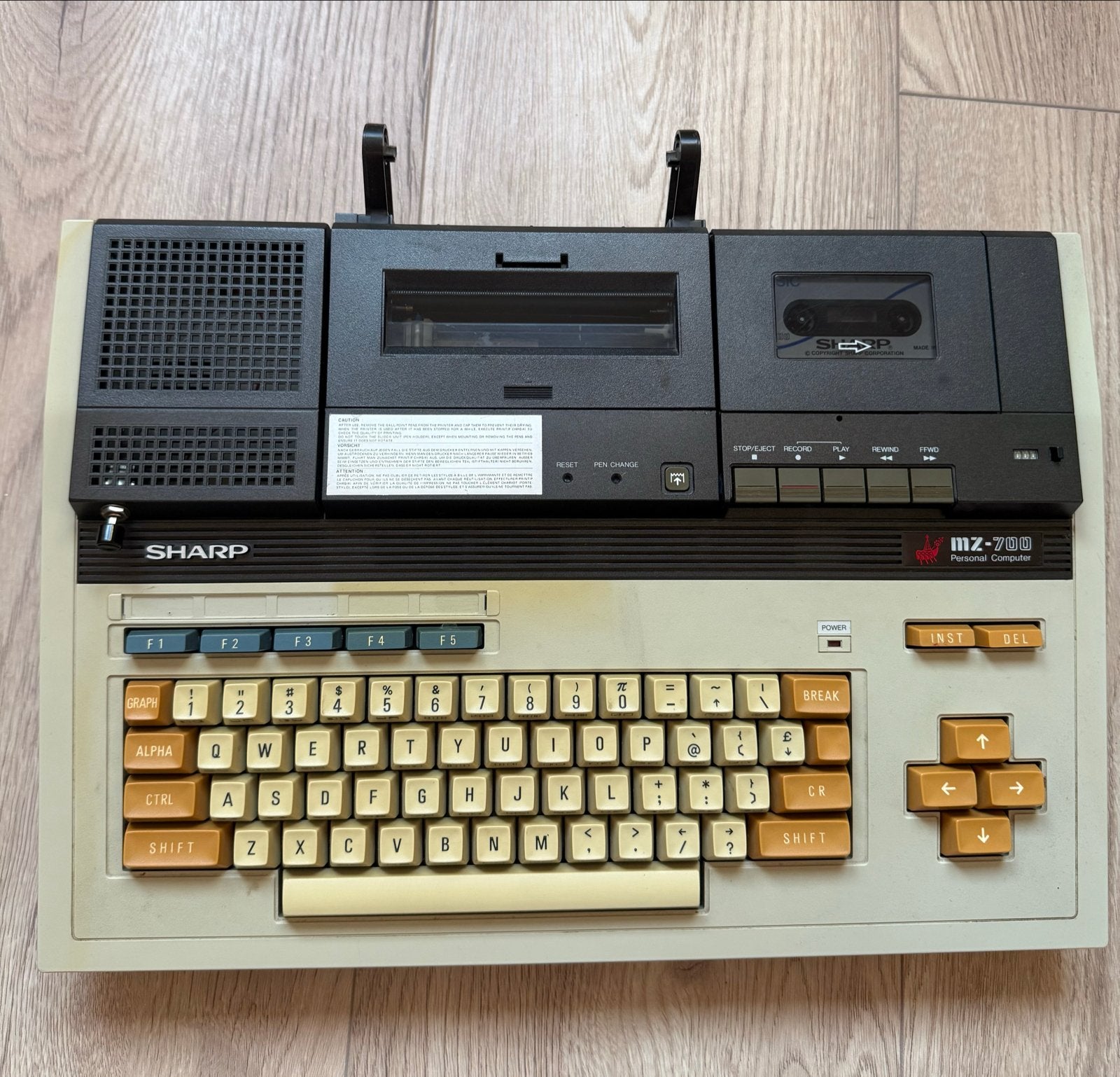 Sharp MZ-731 Personal Computer + Cassetterecorder & Plotter, Ophalen of Verzenden