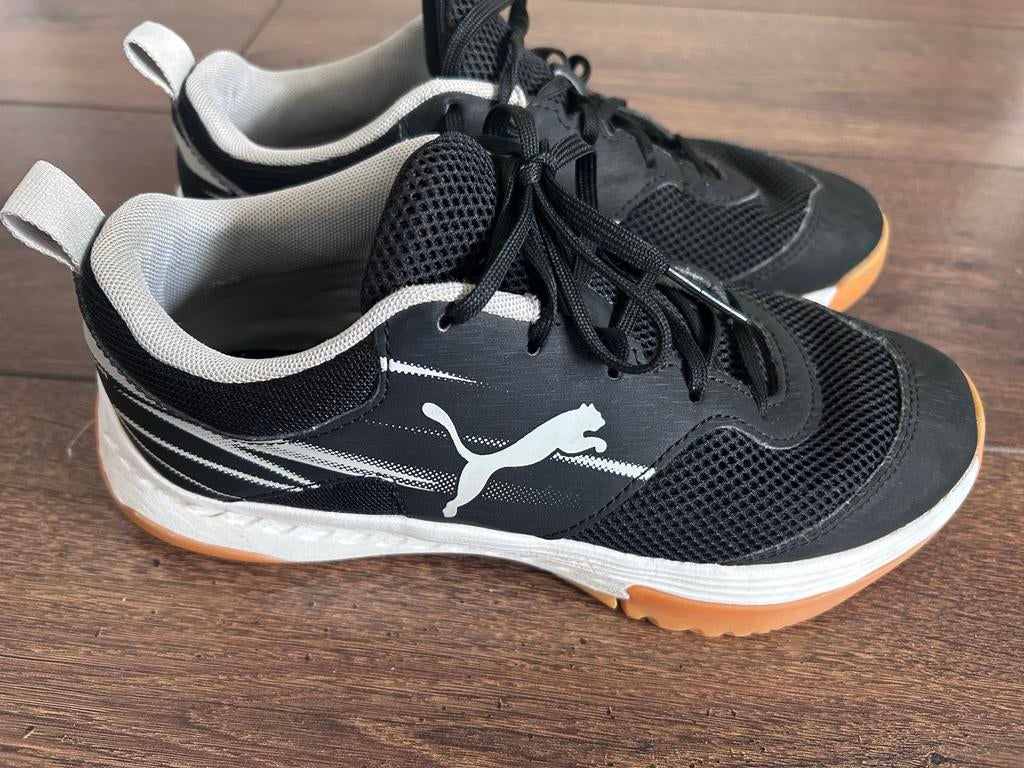 Puma sportschoenen maat 37, Ophalen of Verzenden, Gebruikt