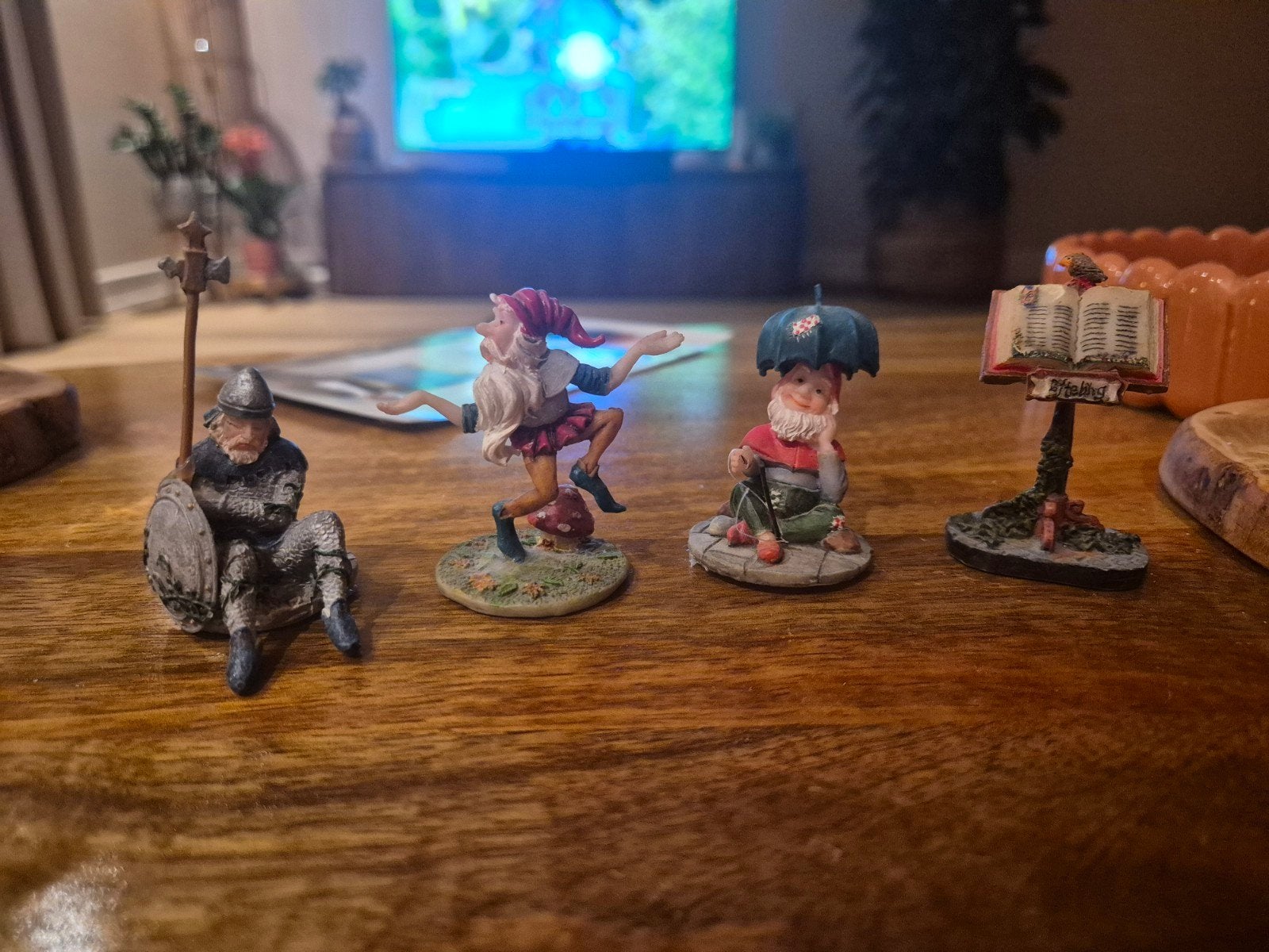 4 efteling miniatuurbeeldjes, Ophalen of Verzenden, Beeldje of Poppetje
