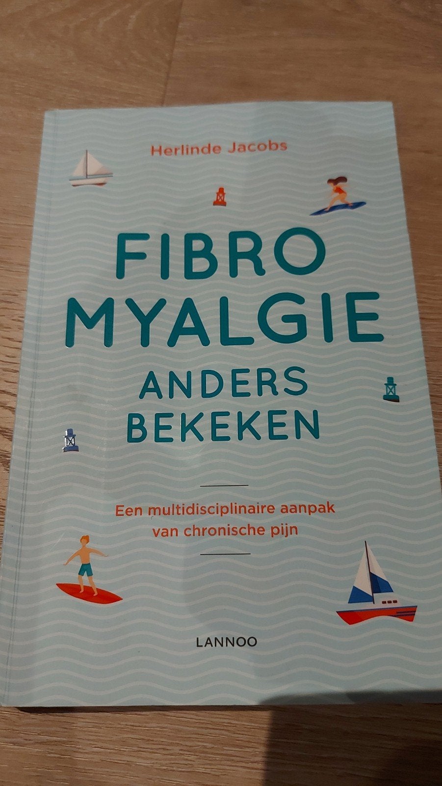 A: Fibromyalgie Anders Bekeken - Herlinde Jacobs, Ophalen of Verzenden, Zo goed als nieuw, Ziekte en Allergie, Herlinde Jacobs