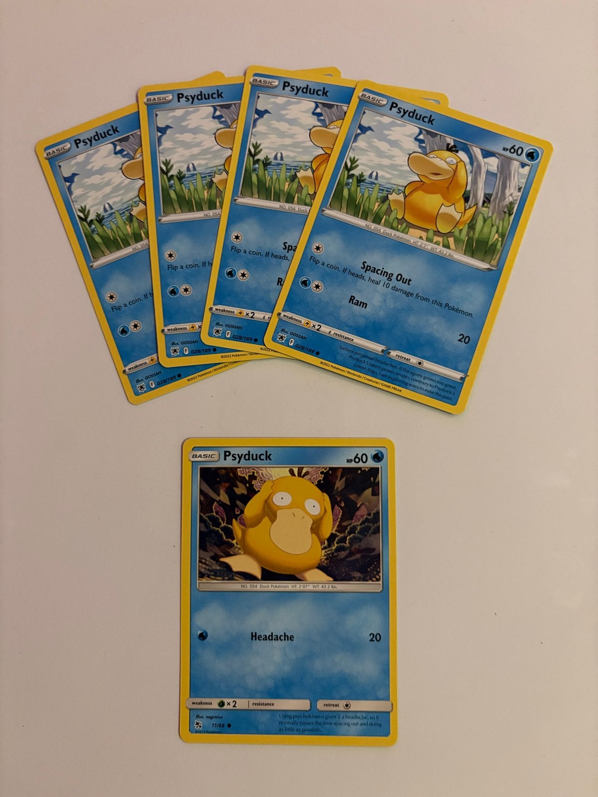 Lotje Psyduck Pokémon kaarten - Psyduck 11 & Psyduck 28, Ophalen of Verzenden, Zo goed als nieuw, Meerdere kaarten