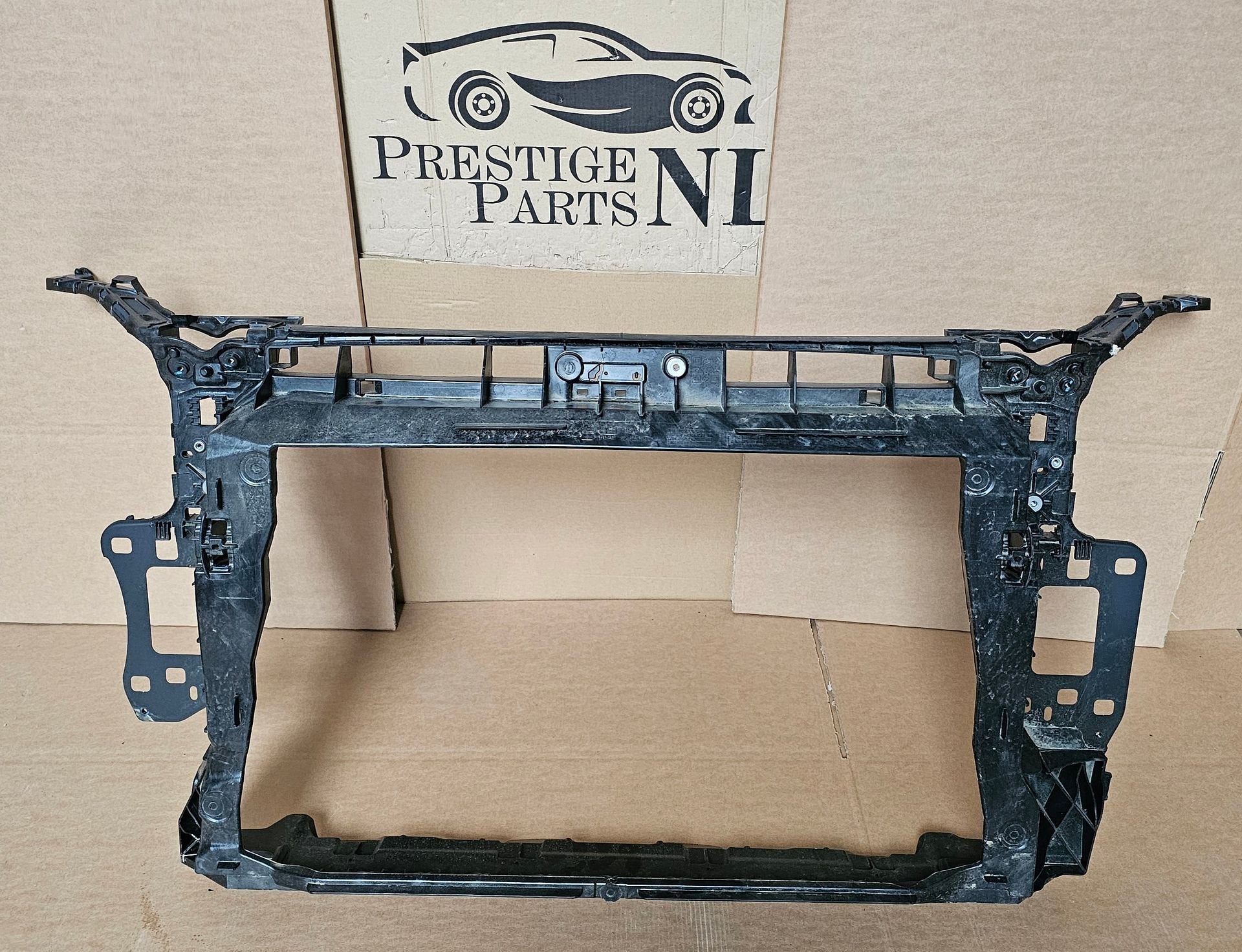 Voorfront Audi Q3 F3 83A Origineel Front 83A805594J bj.2018-, Auto-onderdelen, Carrosserie en Plaatwerk, Gebruikt, -, Voor, Ophalen of Verzenden