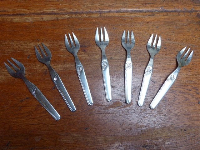 7 vintage oestervorkjes