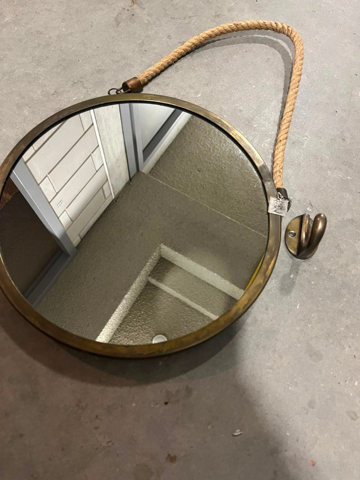 Riviera Maison spiegel met touw en haak, Huis en Inrichting, Woonaccessoires | Spiegels, Rond, Ophalen of Verzenden, Zo goed als nieuw