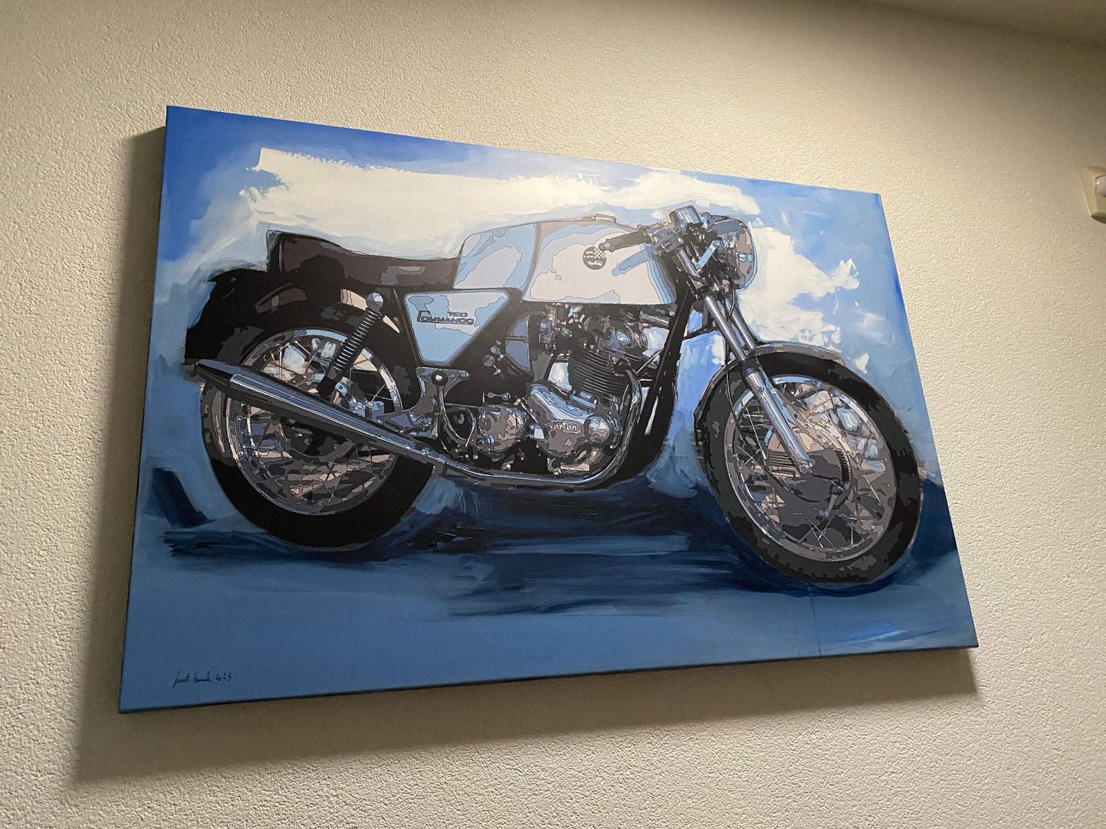 Norton Commando Gus Kuhn, Ophalen, Zo goed als nieuw, Motoren