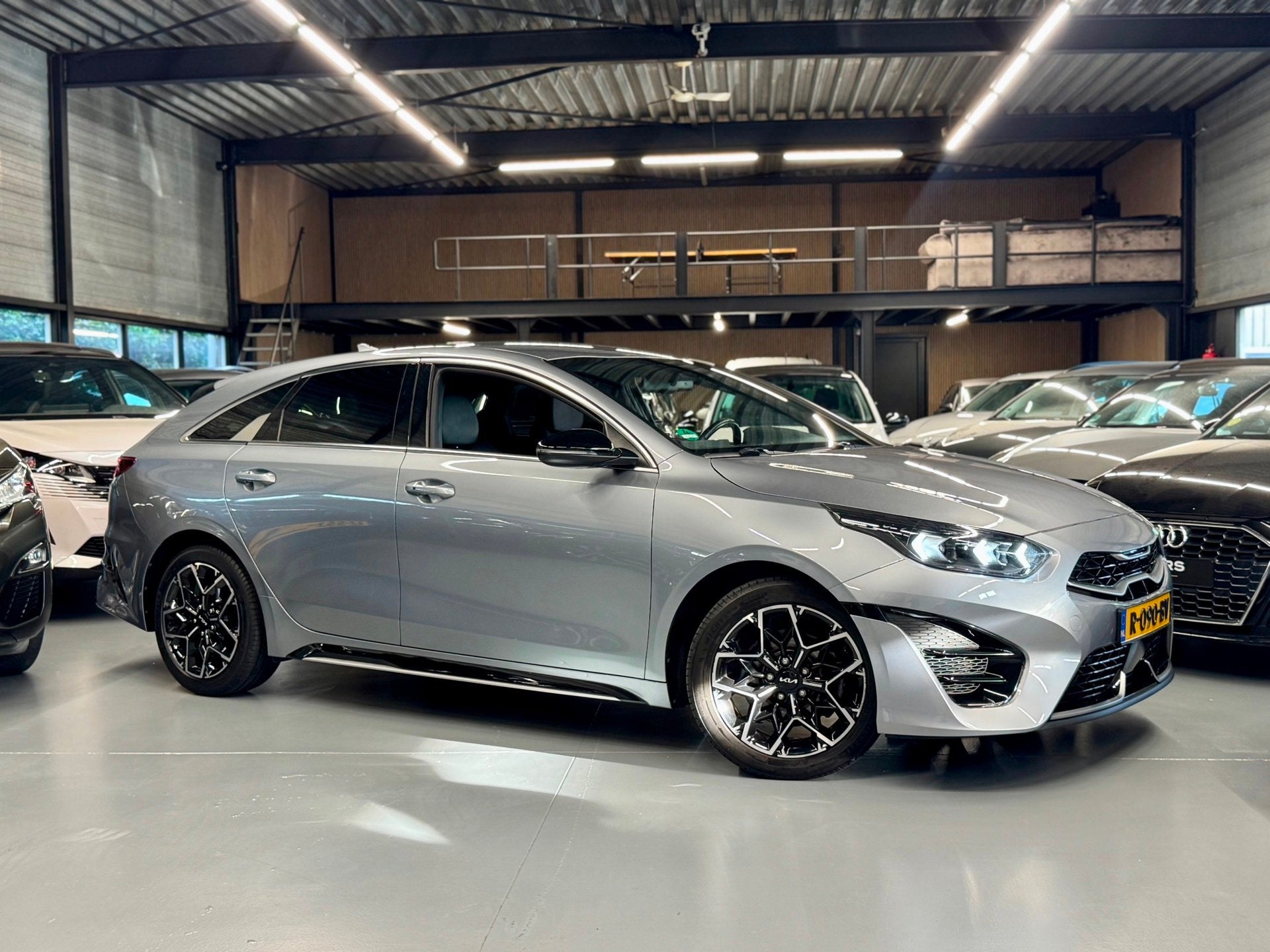 Foto 12 van Kia ProCeed 1.5 T-GDi GT-Line Leder | Led l Camera l Carplay