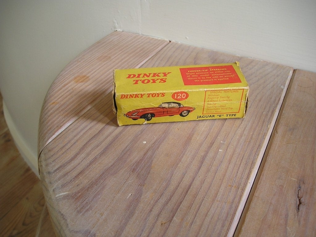 Dinky Toys 120 Jaguar E type, Ophalen of Verzenden