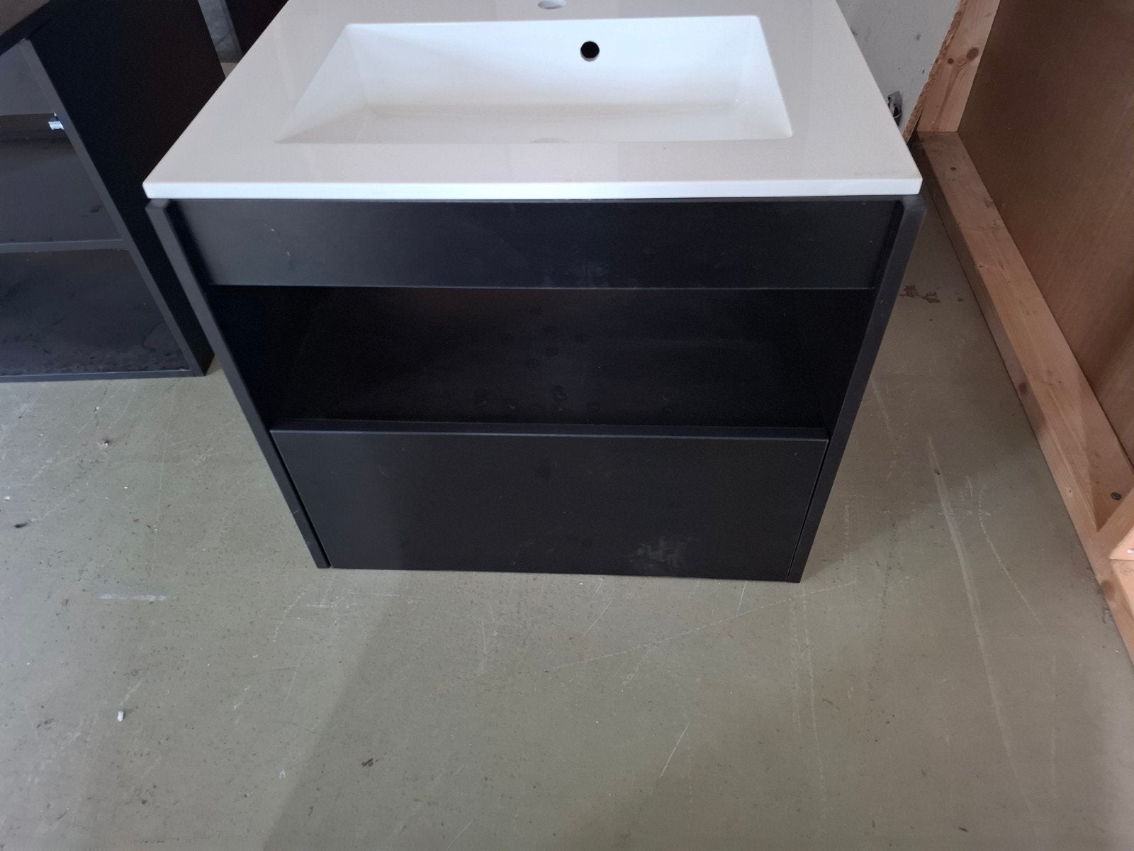 Partij Wasbakken en badkamermeubels, Ophalen, Nieuw, 50 tot 100 cm, Minder dan 100 cm