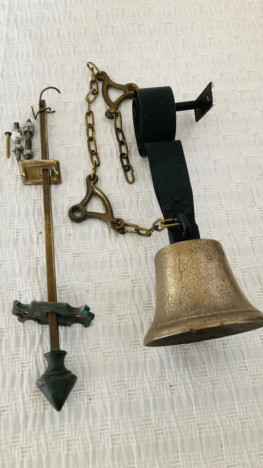 Antiek bronzen deurbel met smeedijzeren beugel en ketting, Ophalen of Verzenden