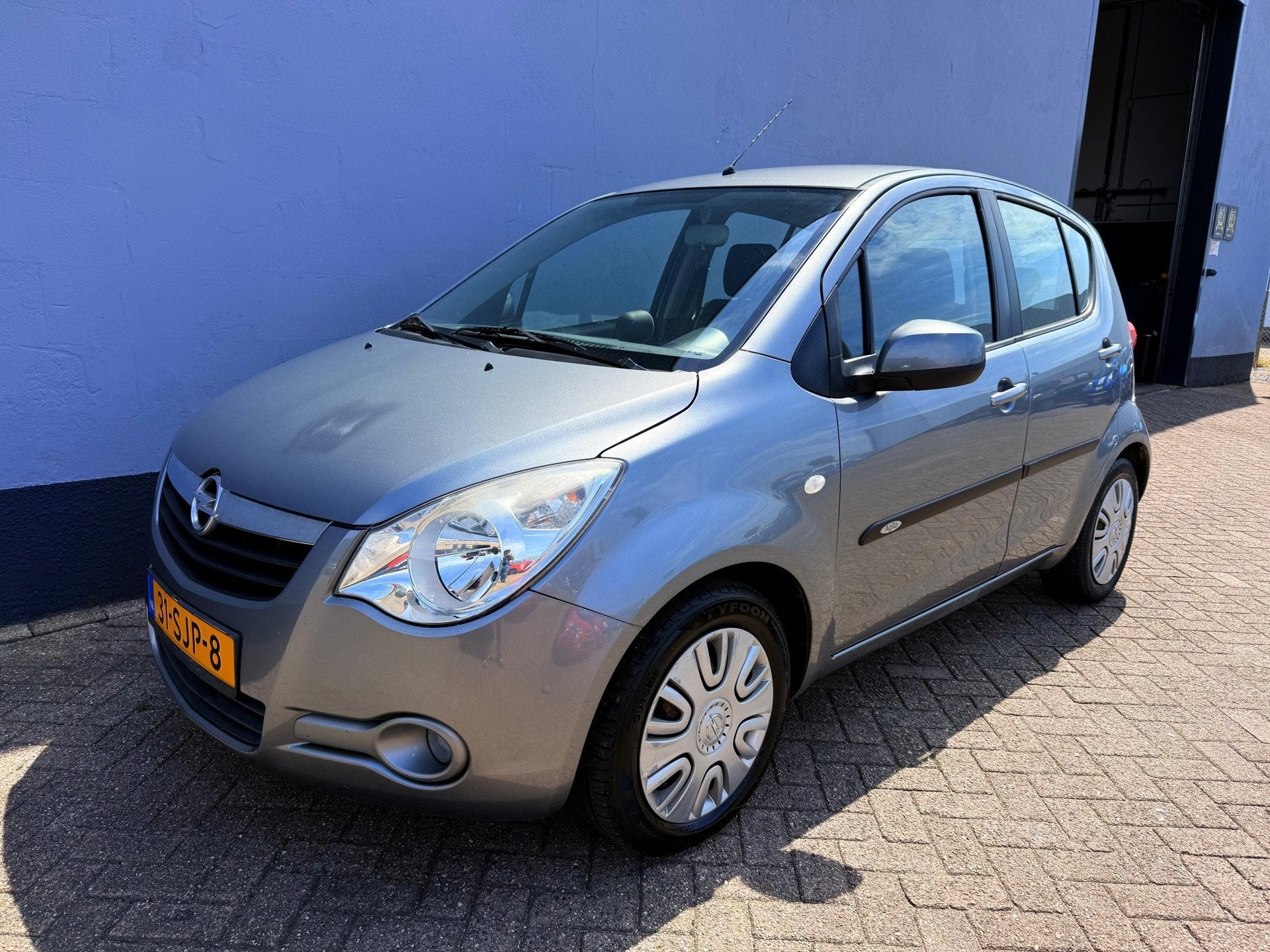 Opel Agila 1.0 Edition, Auto's, Euro 5, Gebruikt, 31 €/maand, Origineel Nederlands