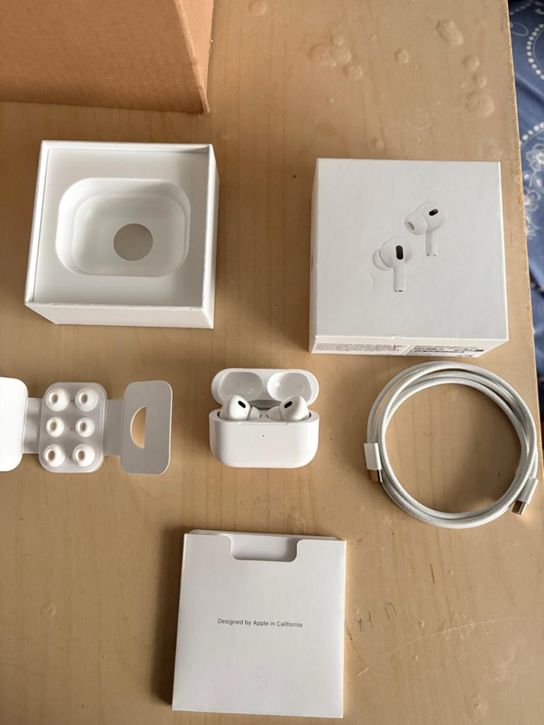 Airpods pro 2 + garantie!, Ophalen, Zo goed als nieuw, Overige merken
