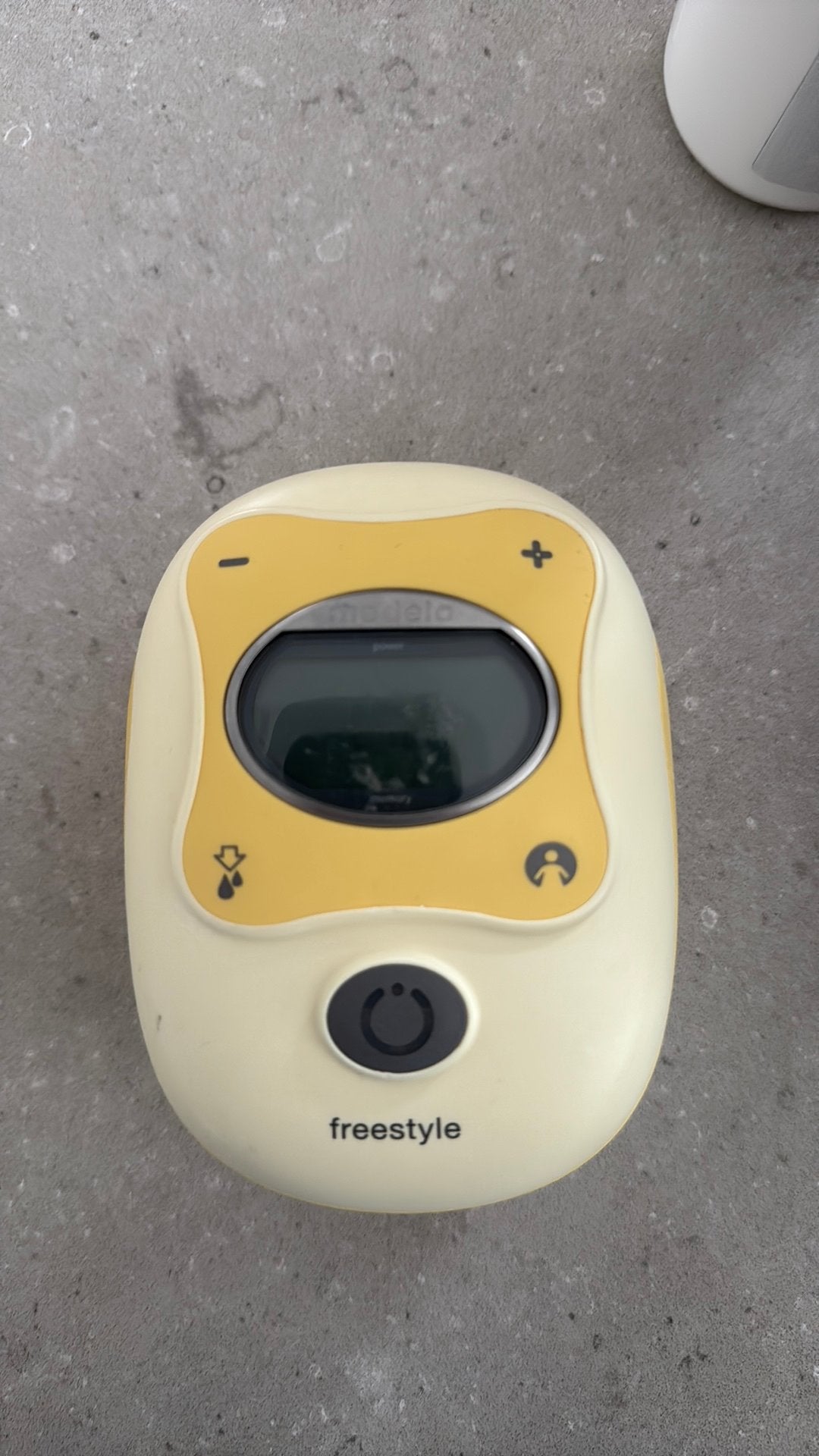 Medela kolfapparaat symphony freestyle, Kinderen en Baby's, Babyvoeding en Toebehoren, Ophalen, Gebruikt, Borstkolf