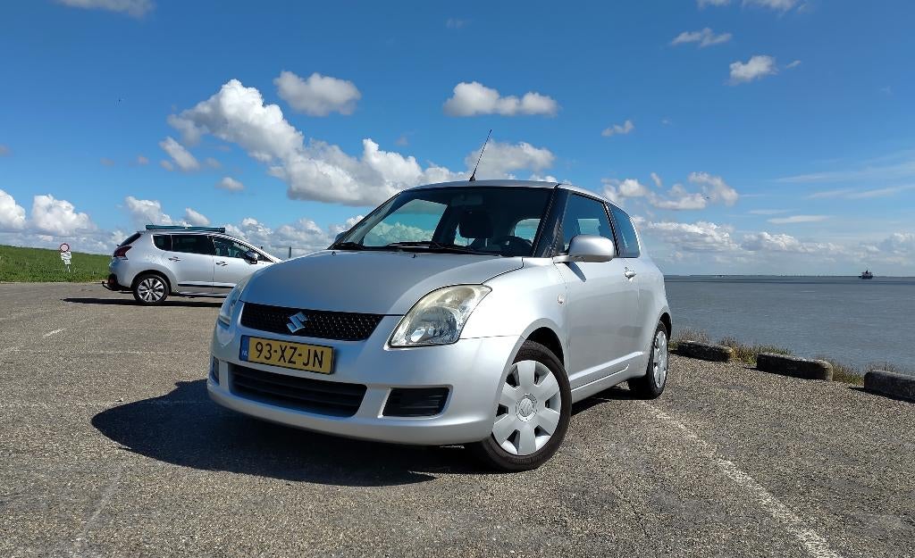 Suzuki Swift 1.5 Comfort 2007 metallic zilver, Voorwielaandrijving, Stof, 40 €/maand, 4 cilinders
