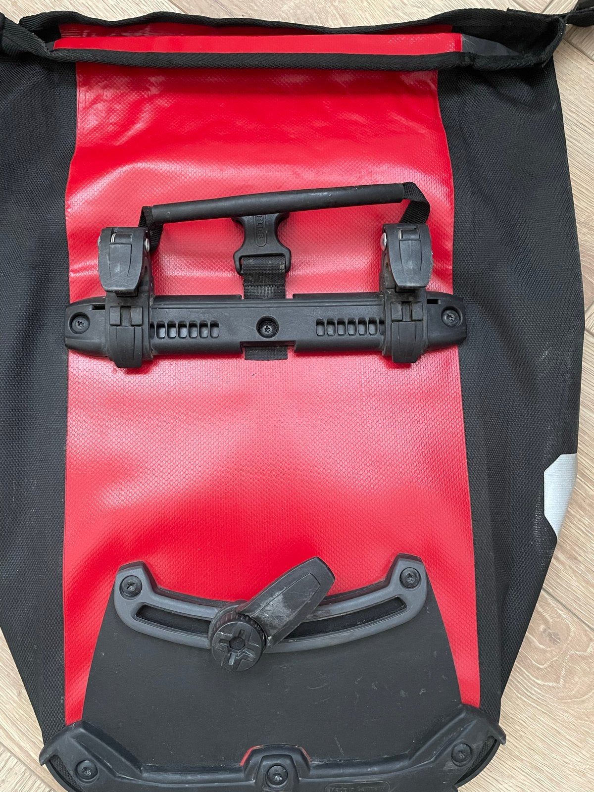 Ortlieb Back-Roller Classic fietstassen (rood en geel), Fietsen en Brommers, Fietsaccessoires | Fietstassen, Ophalen of Verzenden