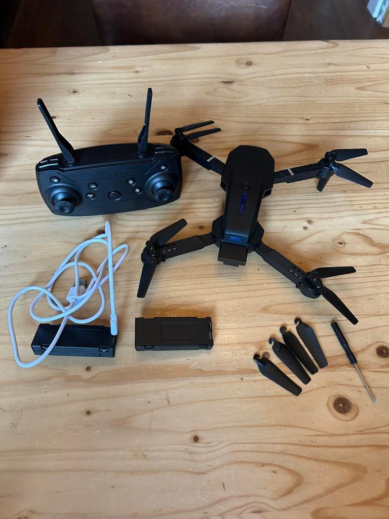 Kapotte drones, Ophalen of Verzenden, Gebruikt