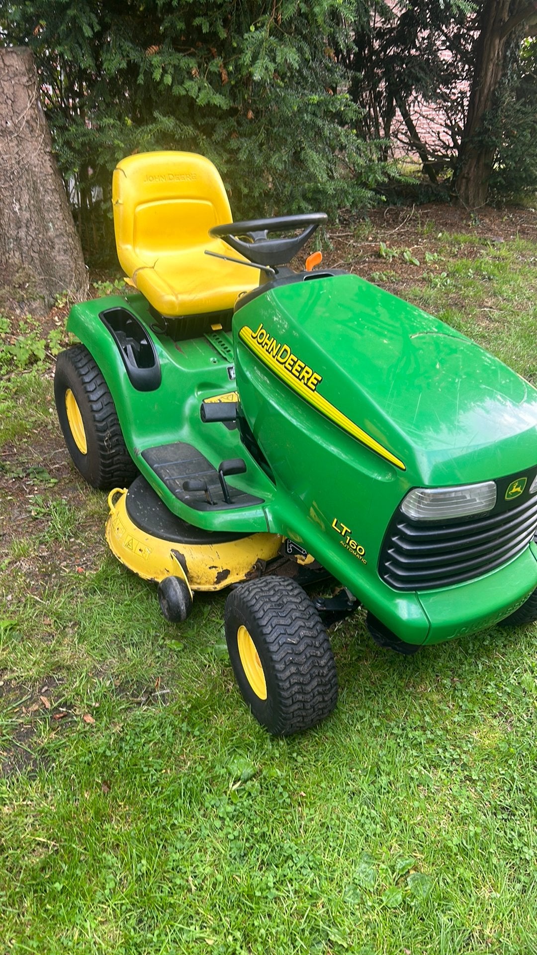 Wegens inruil john deere zitmaaier, Ophalen, Zo goed als nieuw