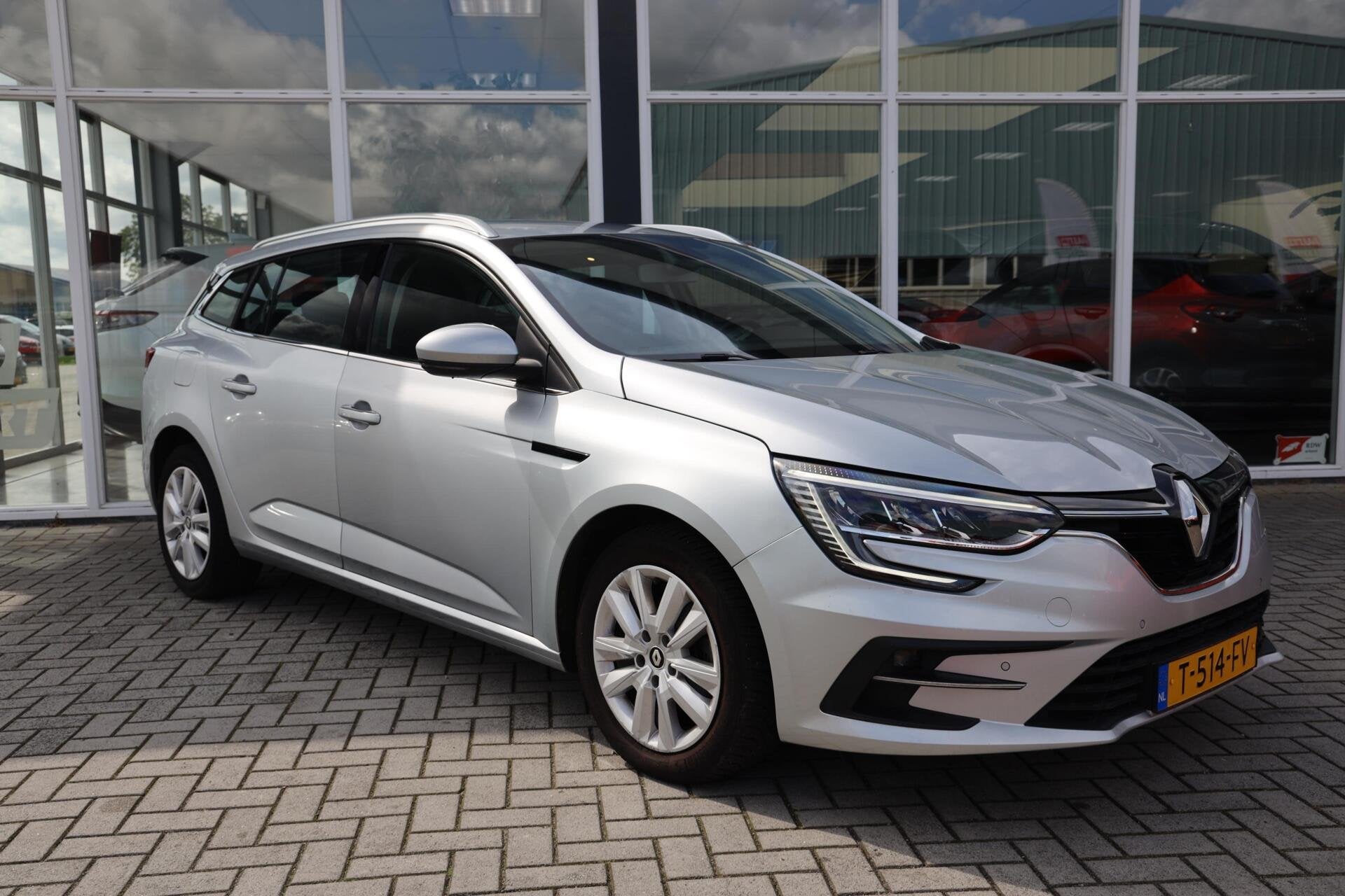 Renault Megane Estate 1.3 TCe 140 Equilibre|Navi|Cruise|PDC|, Auto's, Renault, Voorwielaandrijving, Gebruikt, Euro 6, 4 cilinders