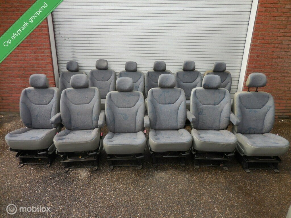 Stoel bestuurdersstoel bijrijdersstoel Trafic bj '01 - '14, Auto-onderdelen, Interieur en Bekleding, Gebruikt, Renault, Ophalen of Verzenden