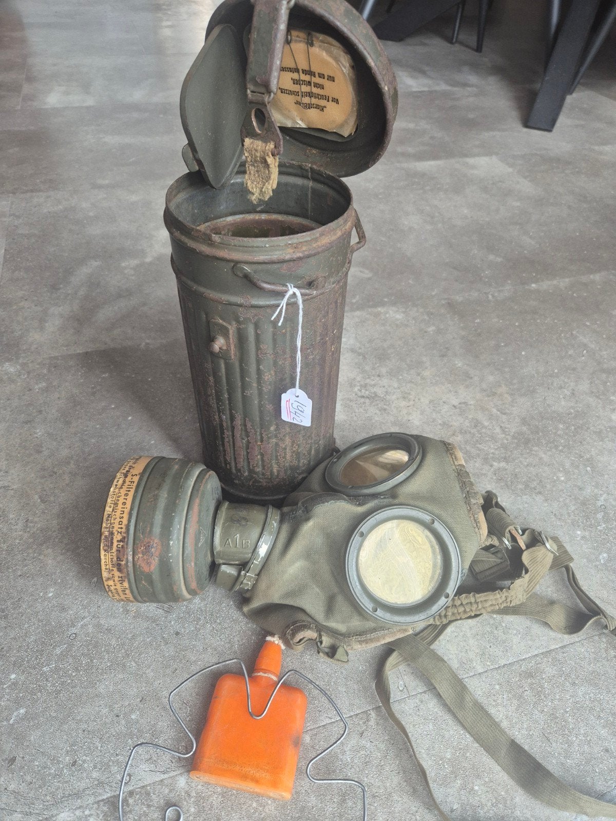 Duits gasmasker set,, Ophalen of Verzenden, Landmacht, Duitsland, Kleding of Schoenen
