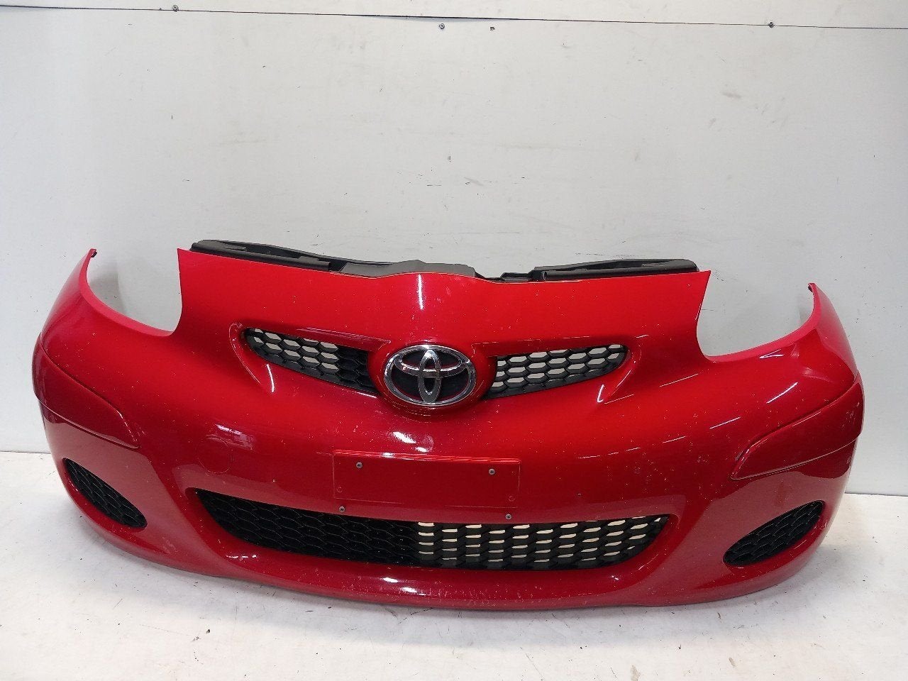Bumper voor Toyota Aygo, Auto-onderdelen, Carrosserie en Plaatwerk, Onderdelen@venauto.nl, Van der Ven Autorecycling B.V., Gebruikt