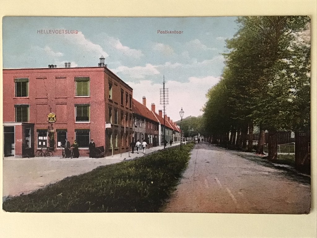 Oude Ansichtkaart Hellevoetsluis Postkantoor 1916 Militair, Verzamelen, Verzenden, Voor 1920, Gelopen, Zuid-Holland