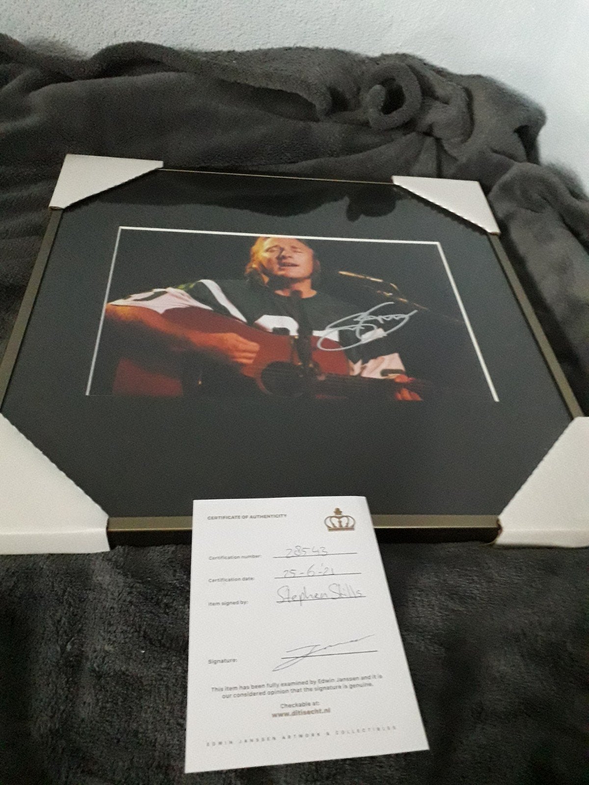 Gesigneerde foto Stephen Stills met COA, Ophalen