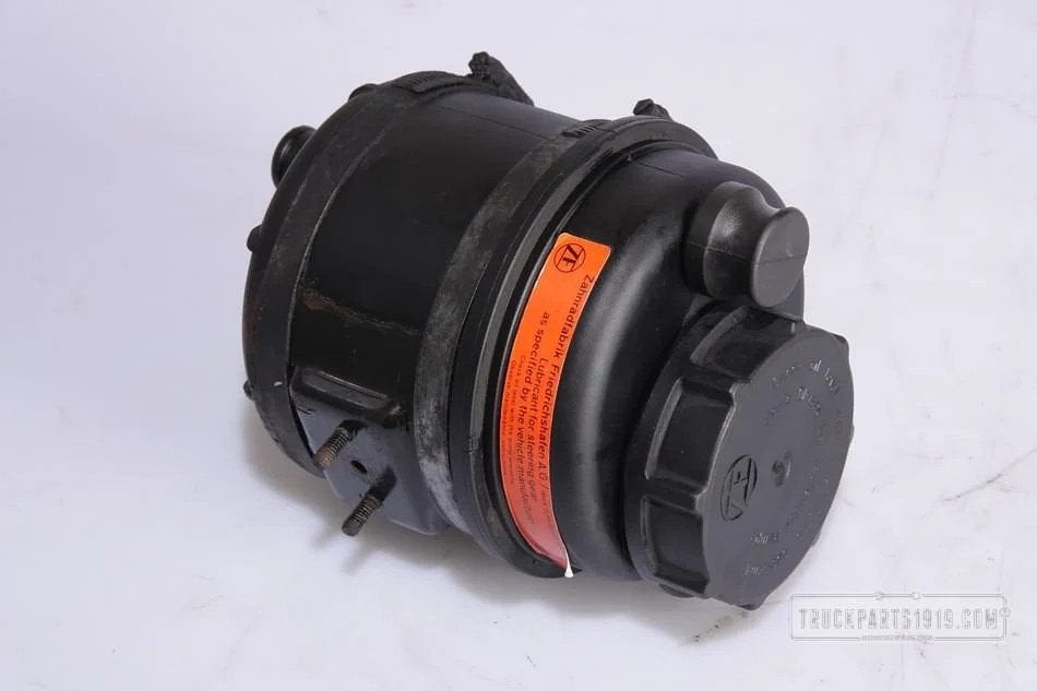 ZF Axle & Steering Parts Stuurolie reservoir DAF, Auto-onderdelen, Ophalen, Gebruikt, Overige merken, Motor en Toebehoren