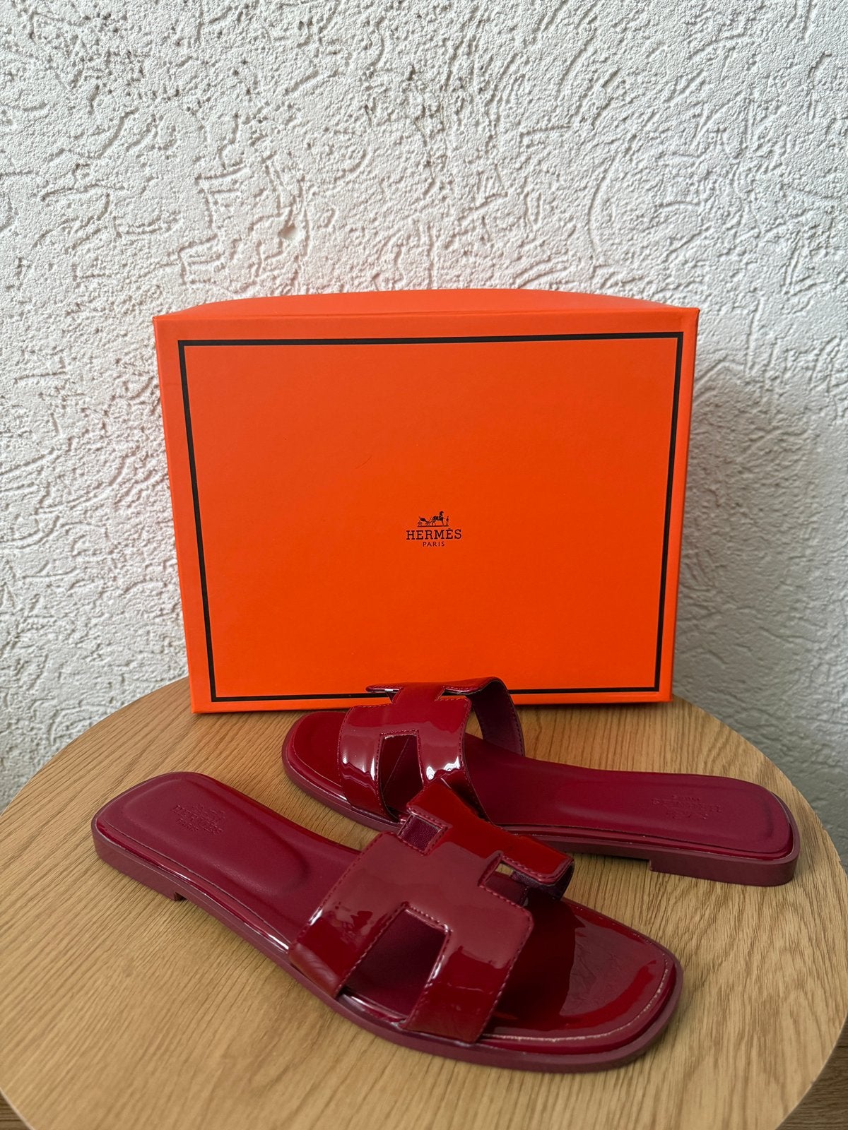 Hermes slippers (40), Kleding | Dames, Ophalen of Verzenden, Nieuw