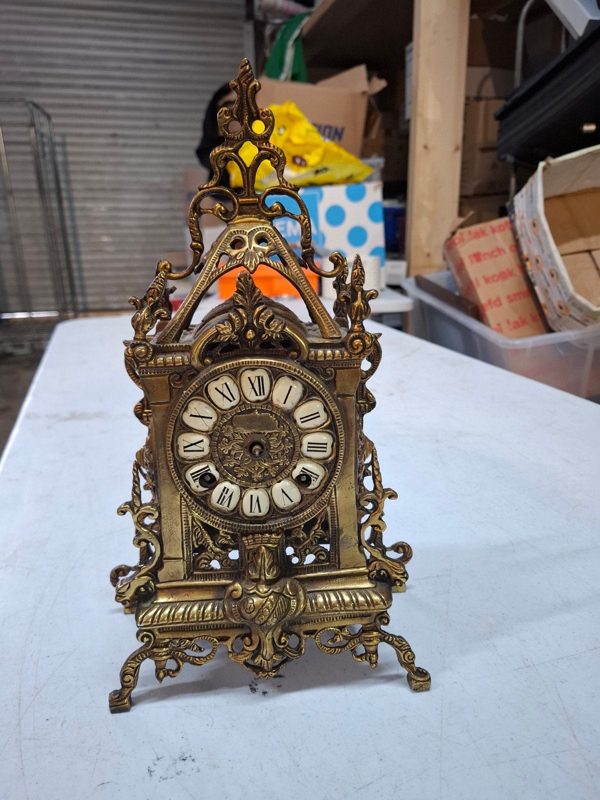 Antieke bronzen tafelklok met Romeinse cijfers, Antiek en Kunst, Ophalen of Verzenden