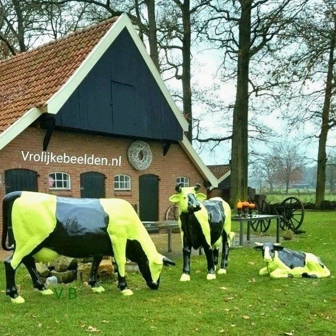 Groot koe beeld, kalf polyester koe en moderne tuinbeelden, Ophalen, Nieuw, Kunststof, Dierenbeeld