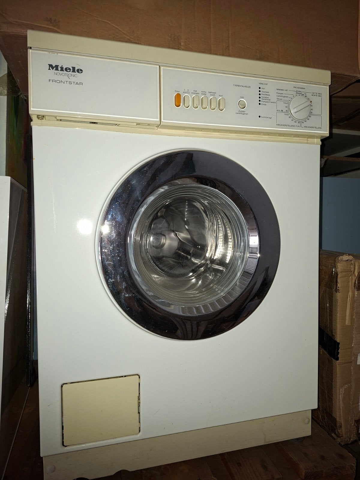 Miele Novotronic Frontstar Wasmachine - Betrouwbaar en Goed, Ophalen, Gebruikt, Voorlader