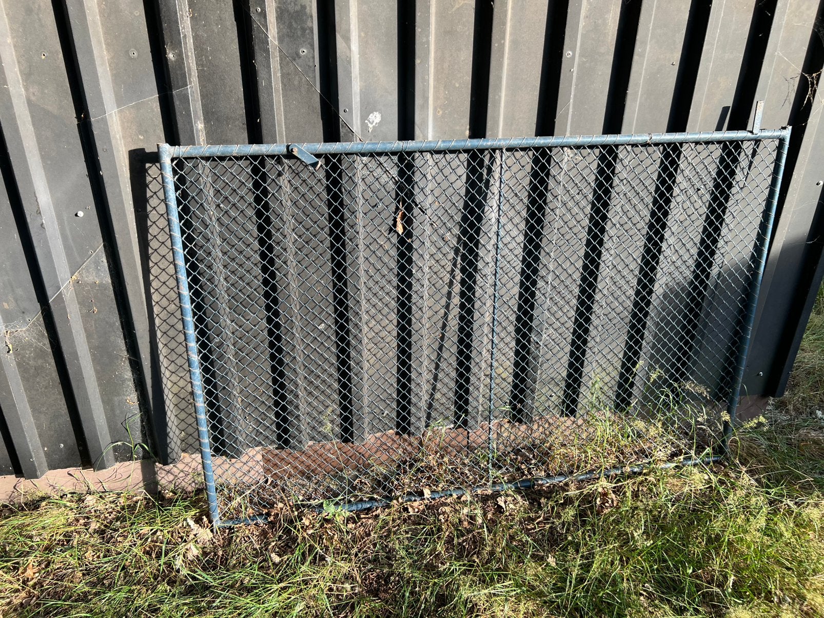 2x tuin of wei poortjes van staal met gaas, Ophalen, Gebruikt, IJzer, Gaashekwerk