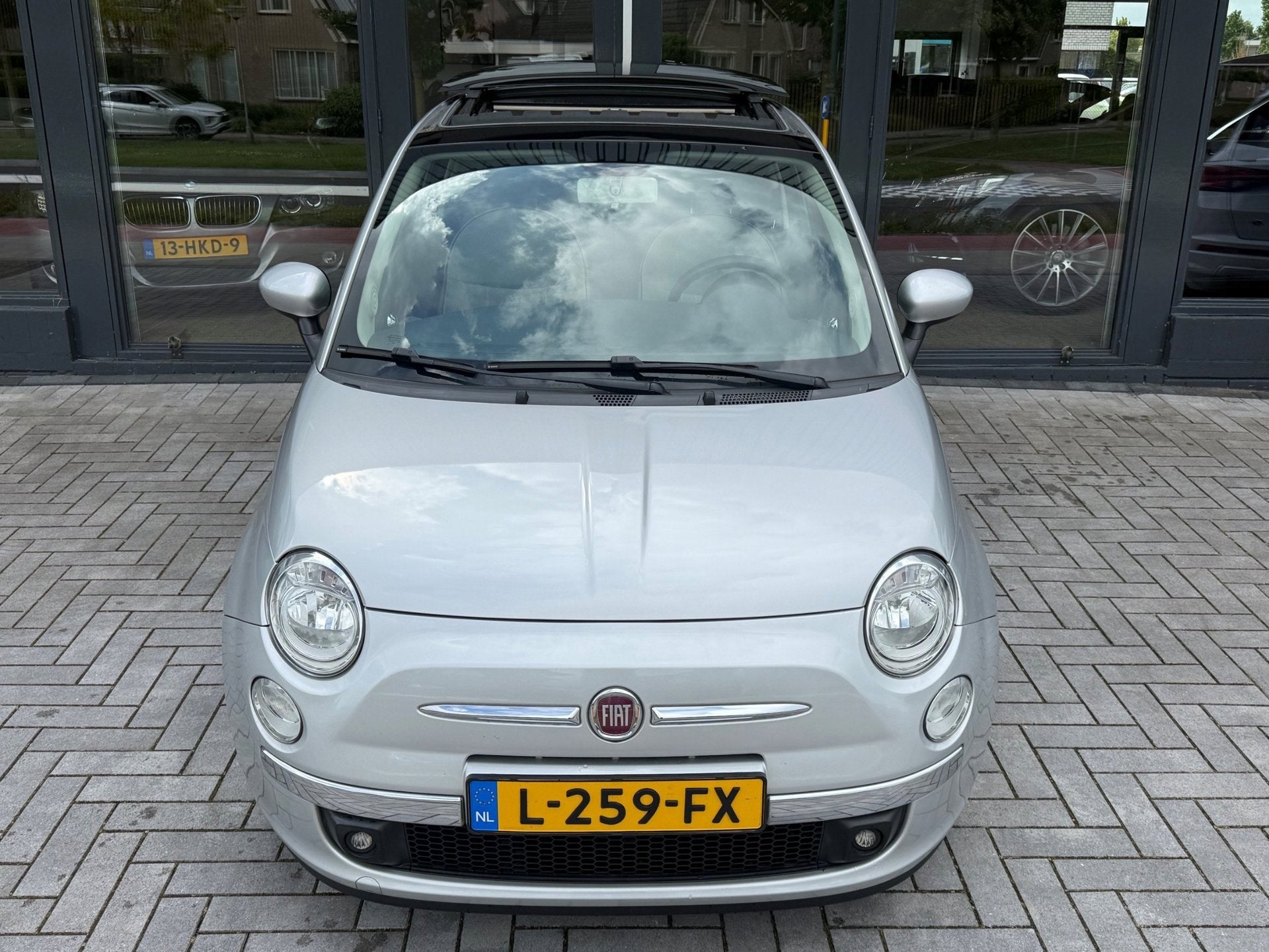 Fiat 500 1.2 Elektrisch Panoramadak Automaat Airco Nieuwe ap, Auto's, Fiat, Euro 5, Stof, Gebruikt, 1242 cc